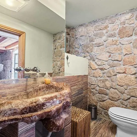 Stone By Aneo Travel Bribir (Primorje-Gorski Kotar)