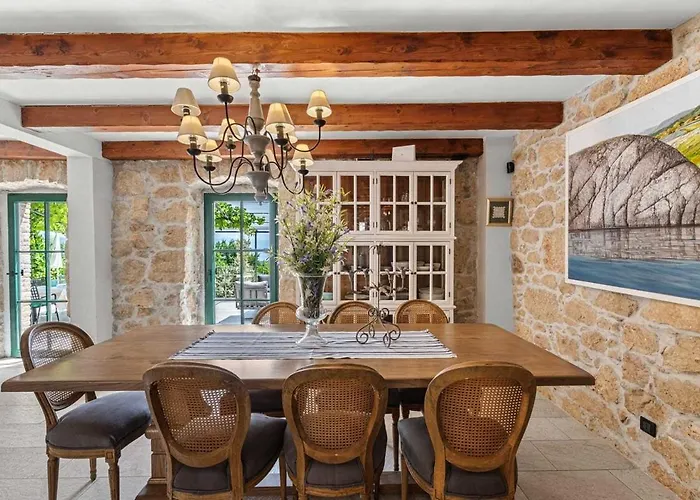 Stone By Aneo Travel Villa
